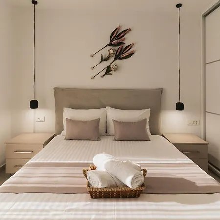 G-ammos 5 Star By Elite Apartment Tragaki